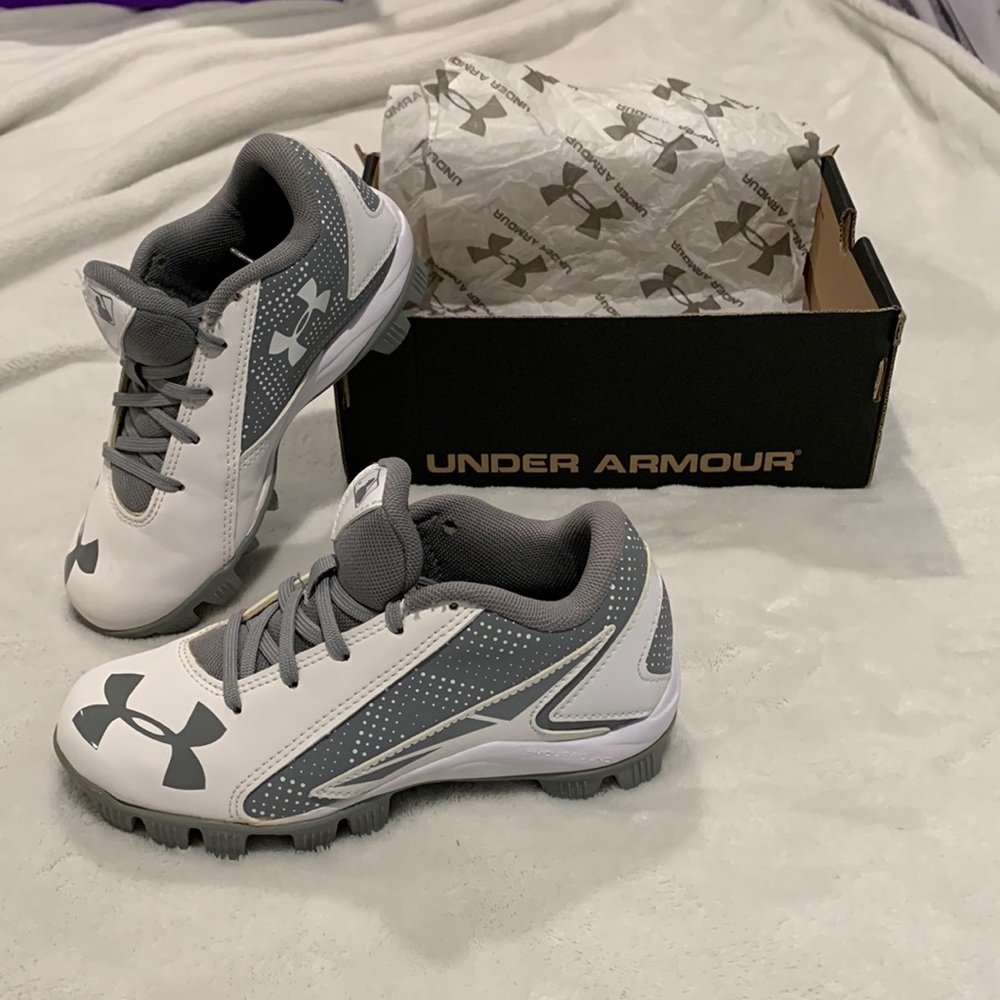 Under Armour Baseball Cleats Sz 13K